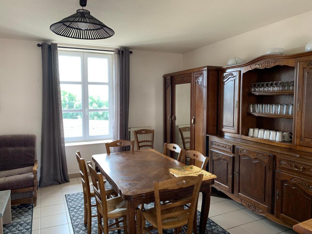 Auberge De La Tour Freycenet-la-Tour Bagian luar foto