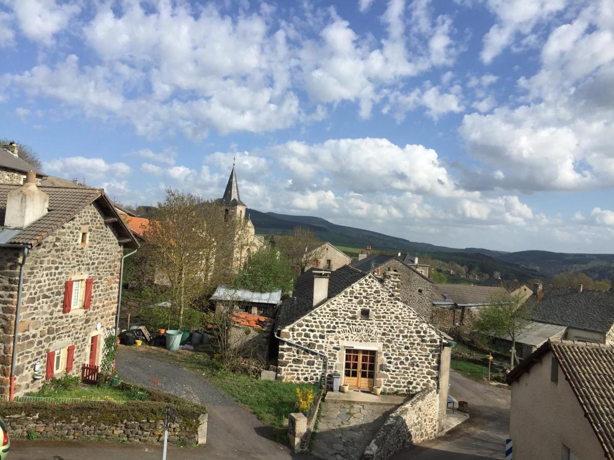 Auberge De La Tour Freycenet-la-Tour Bagian luar foto